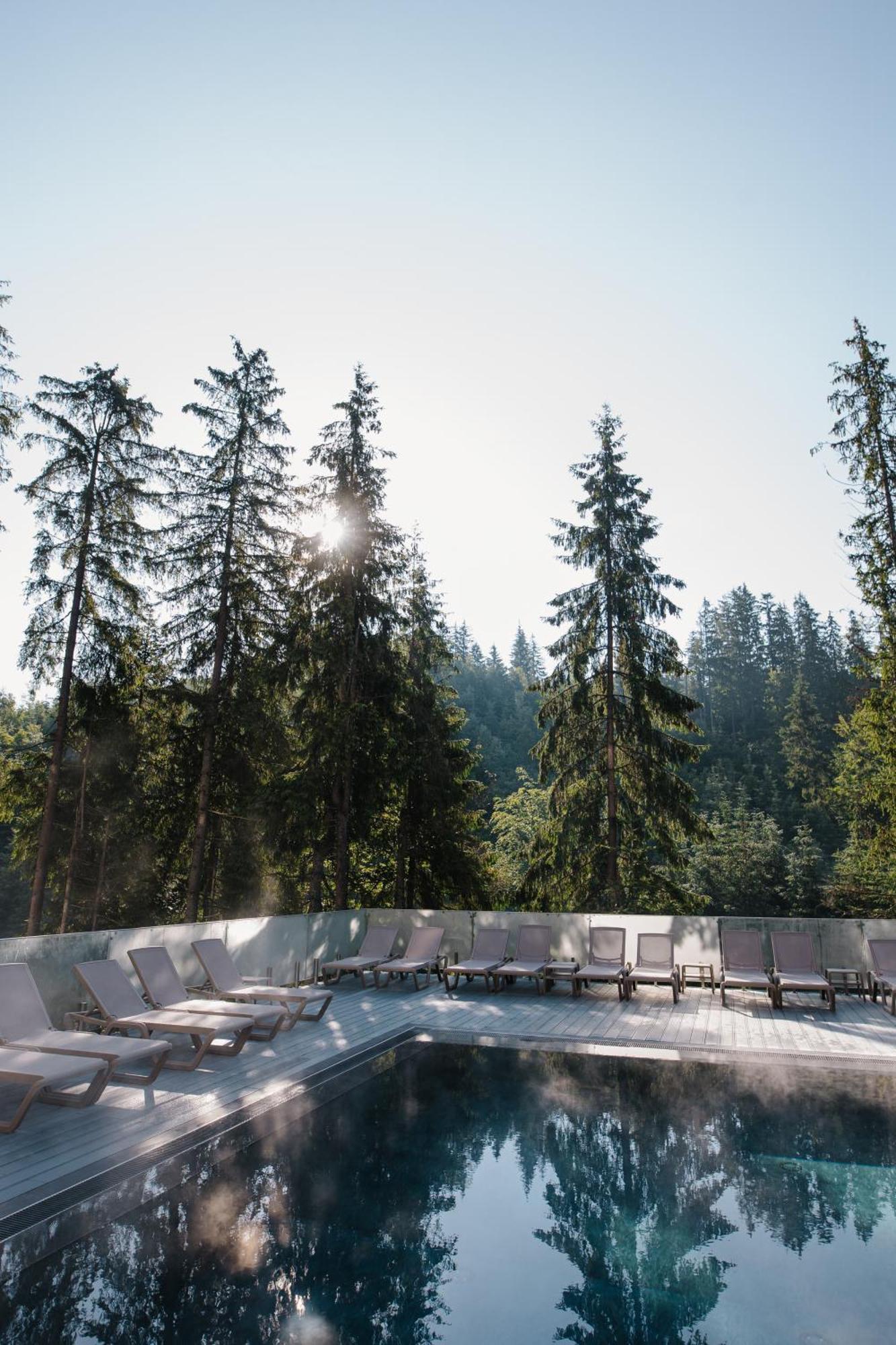 Girski Hotel&Spa Буковел Екстериор снимка