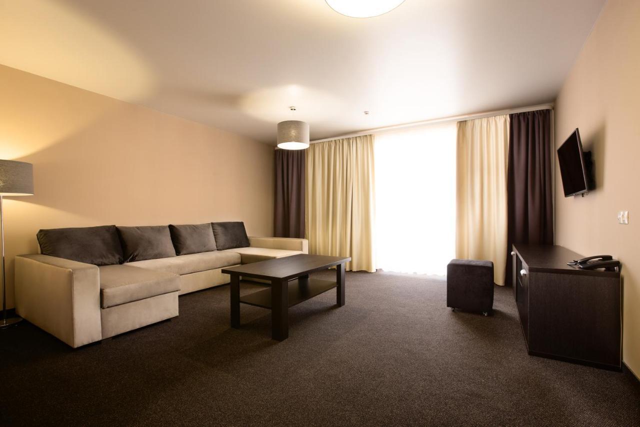Girski Hotel&Spa Буковел Екстериор снимка